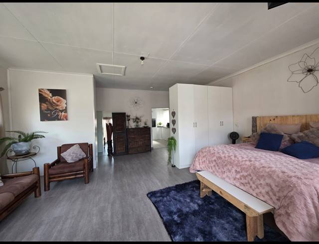 4 BEDROOM HOUSE FOR SALE IN VANDERBIJLPARK SW 2